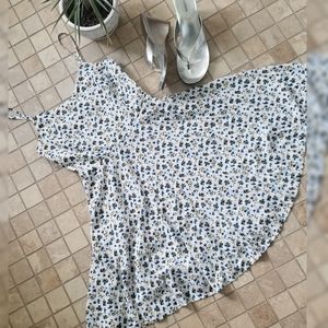 Old Navy floral dress